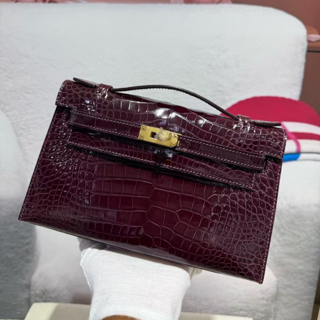 HM KELLY MINI 22 BORDEAUX RED AMERICAN ALLIGATOR GOLD BUCKLE (MADE - TO - ODER)