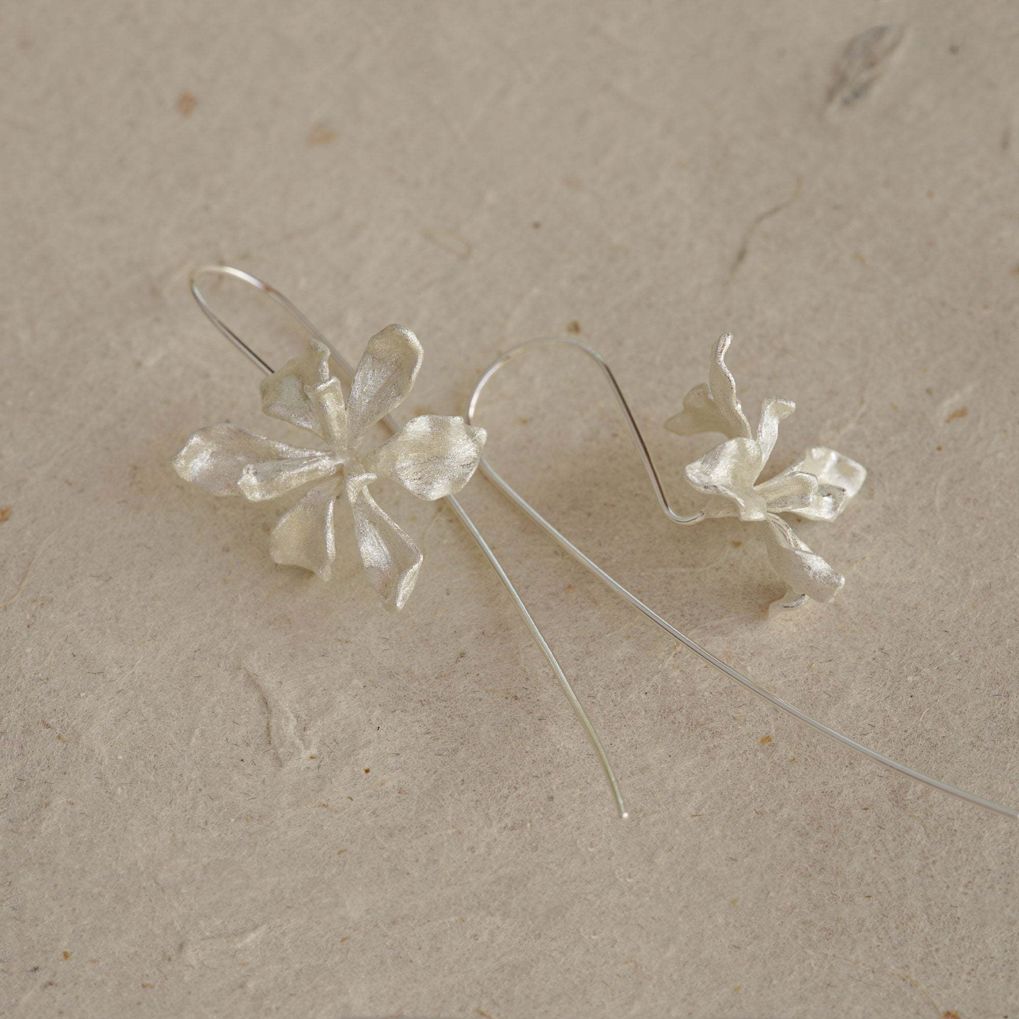 IRIS FLOWER DROP EARRINGS