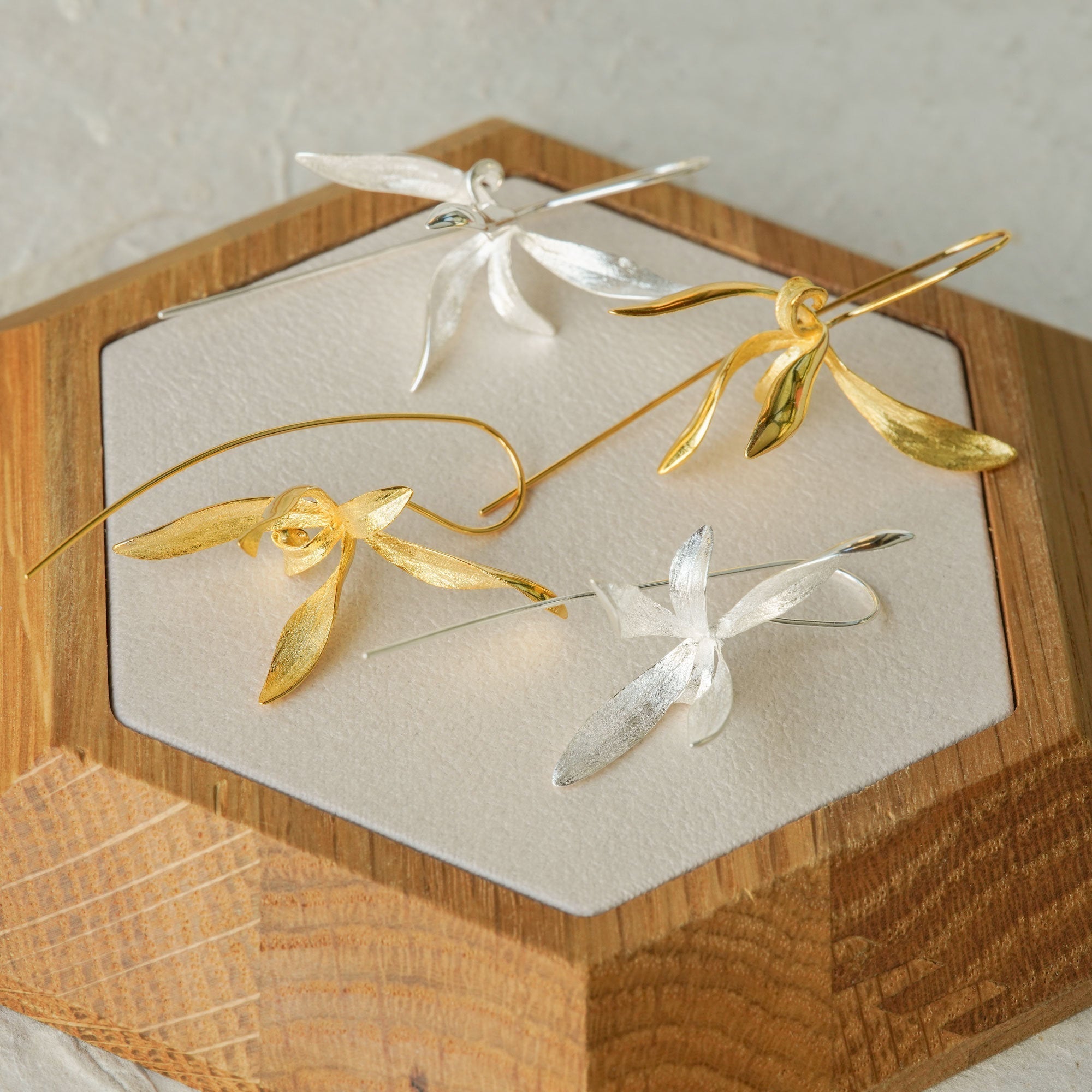 ORCHID EARRINGS