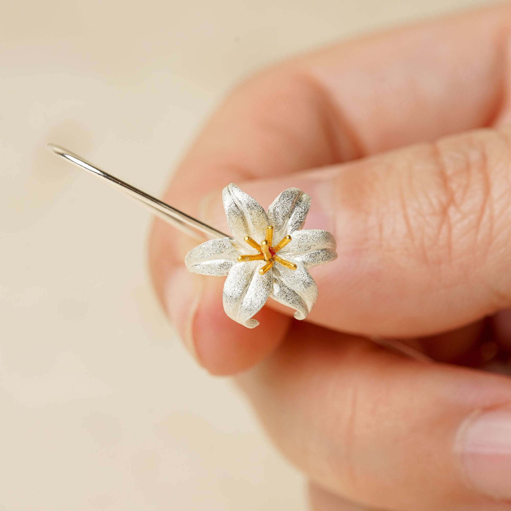 LILY EARRINGS